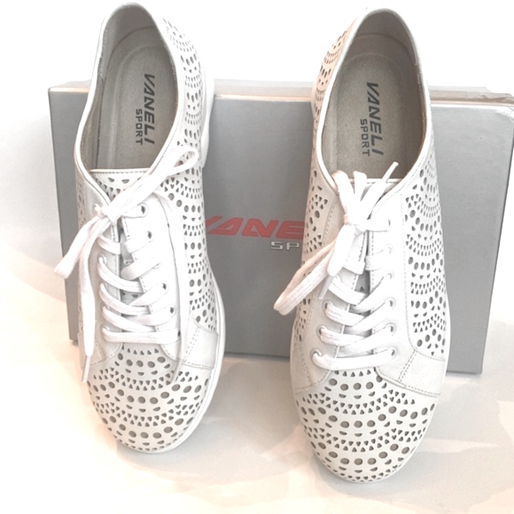 VANELI SPORT Laren White Calf Womens Scallop Leather Lace Sporty Sneaker 8M NWOT